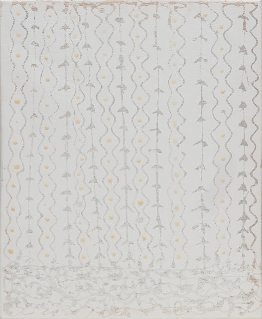 Pureza blanca y transparencias